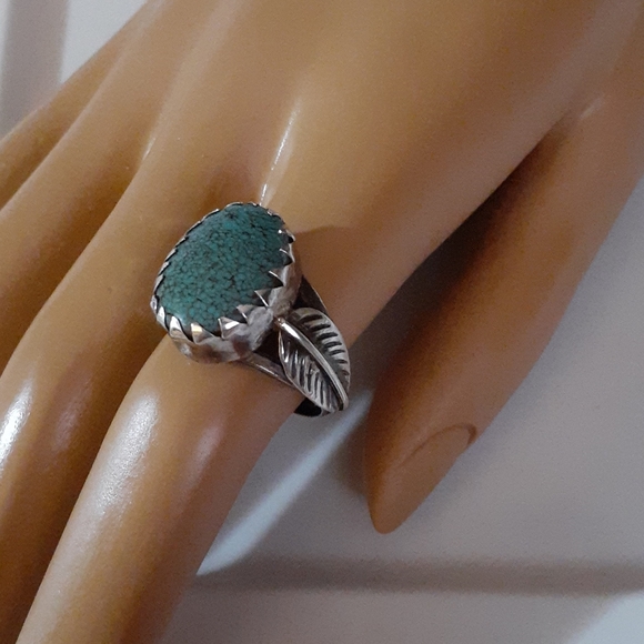 SOLD 💙 Navajo Design Feather Ring - Picture 11 of 12